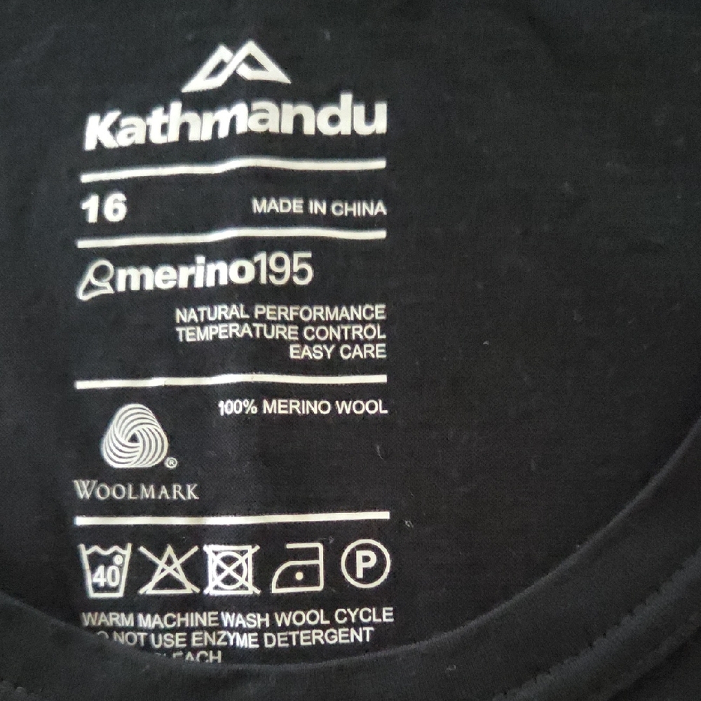 Womens Sleeveless Tunic. Fits Medium 8 US-12 US